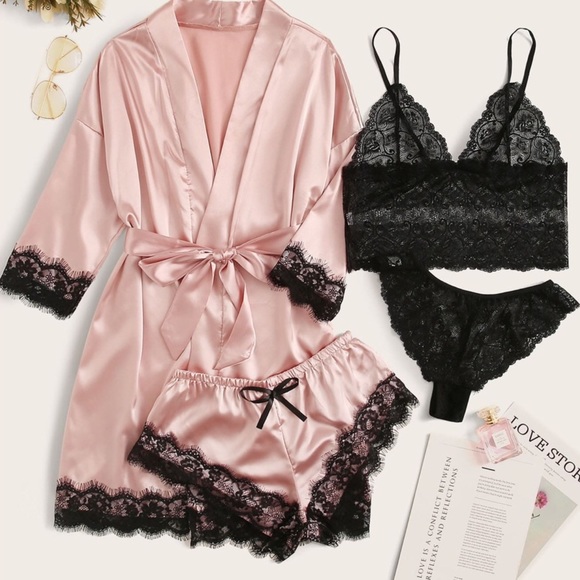 4 Piece Lingerie Set BNWT SIZE MEDIUM - Picture 8 of 16